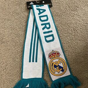 Adidas Real Madrid Team Sideline Knit Scarf football soccer La Liga España blue